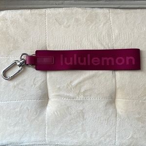 LULULEMON Never Lost Keychain